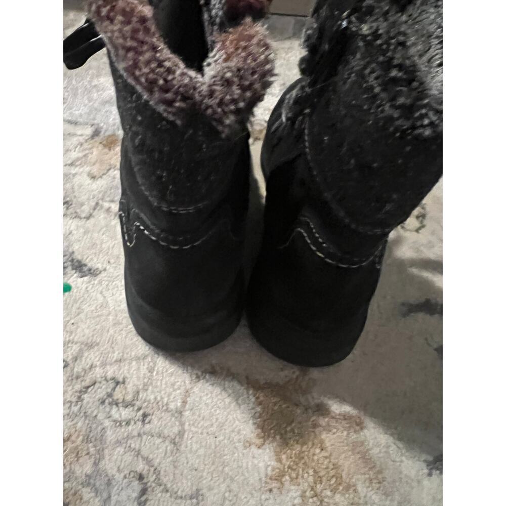Clark’s winter Boots - Picture 4 of 5
